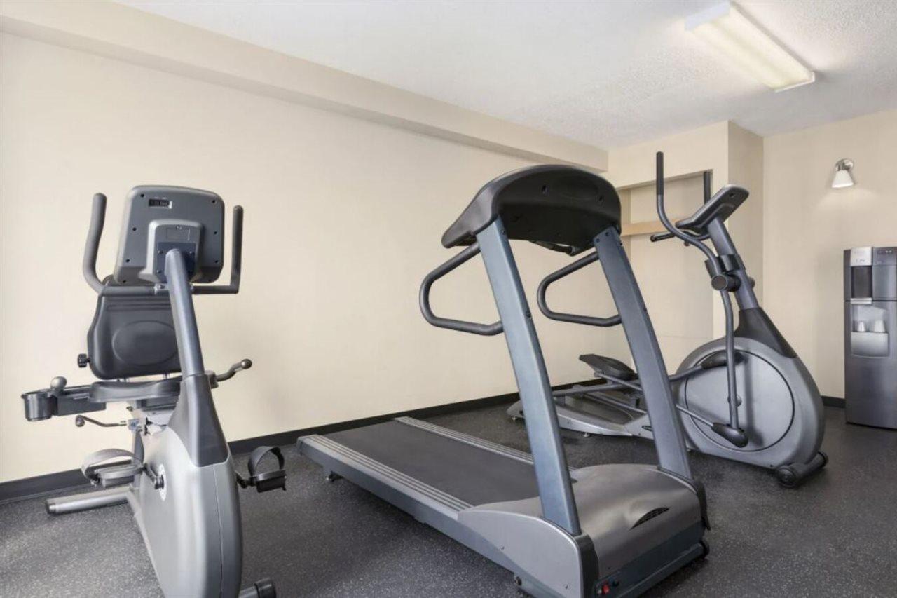 Travelodge Suites By Wyndham Saint John Ngoại thất bức ảnh