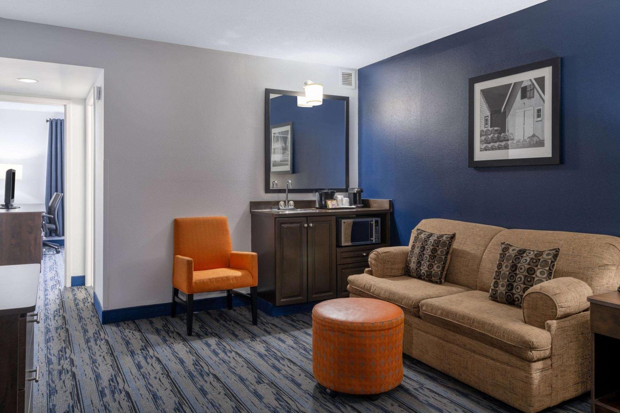Travelodge Suites By Wyndham Saint John Ngoại thất bức ảnh