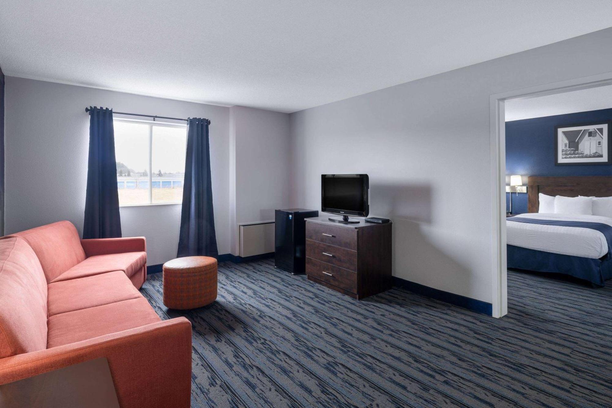 Travelodge Suites By Wyndham Saint John Ngoại thất bức ảnh